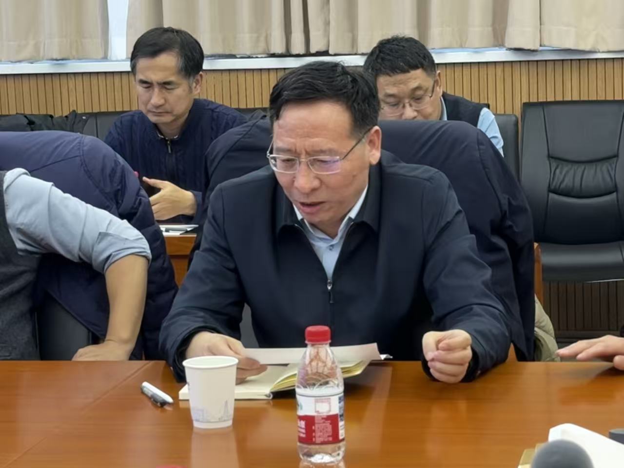 书记讲话.jpg
